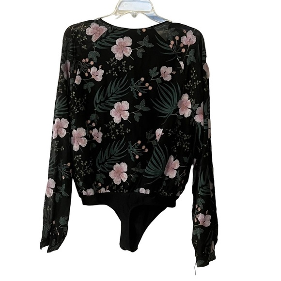 Lovers + Friends Revolve Bodysuit Plunge Neck Sheer Sleeves Embroidered S boho - Picture 7 of 16